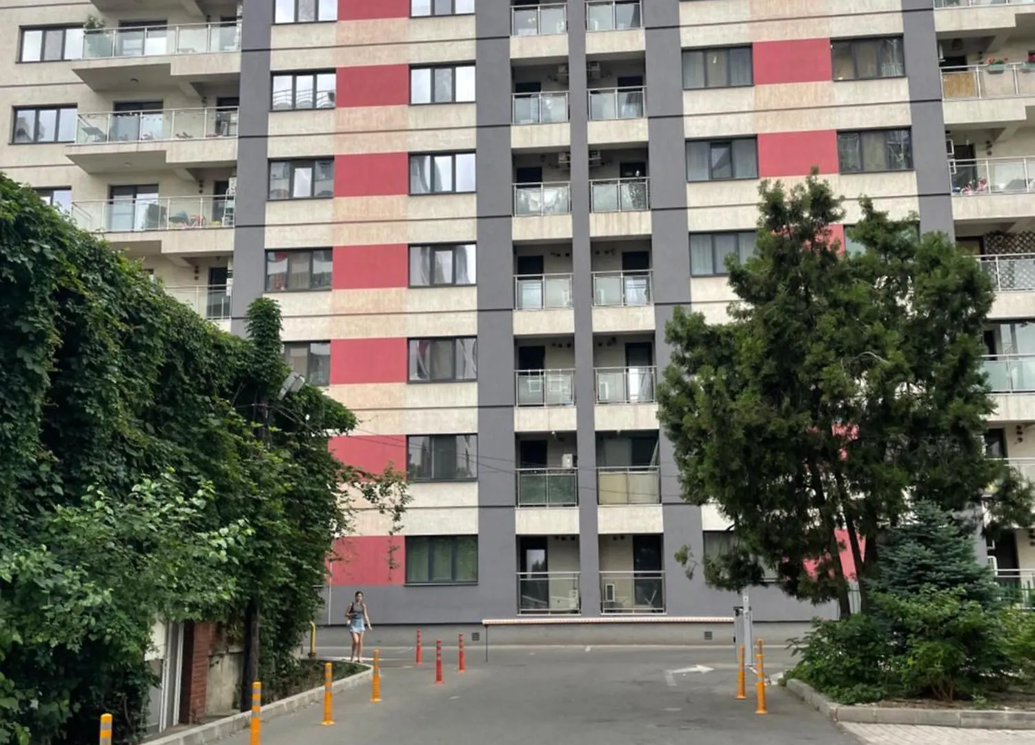 Urban Heights - Bucharest Skyline Apartment